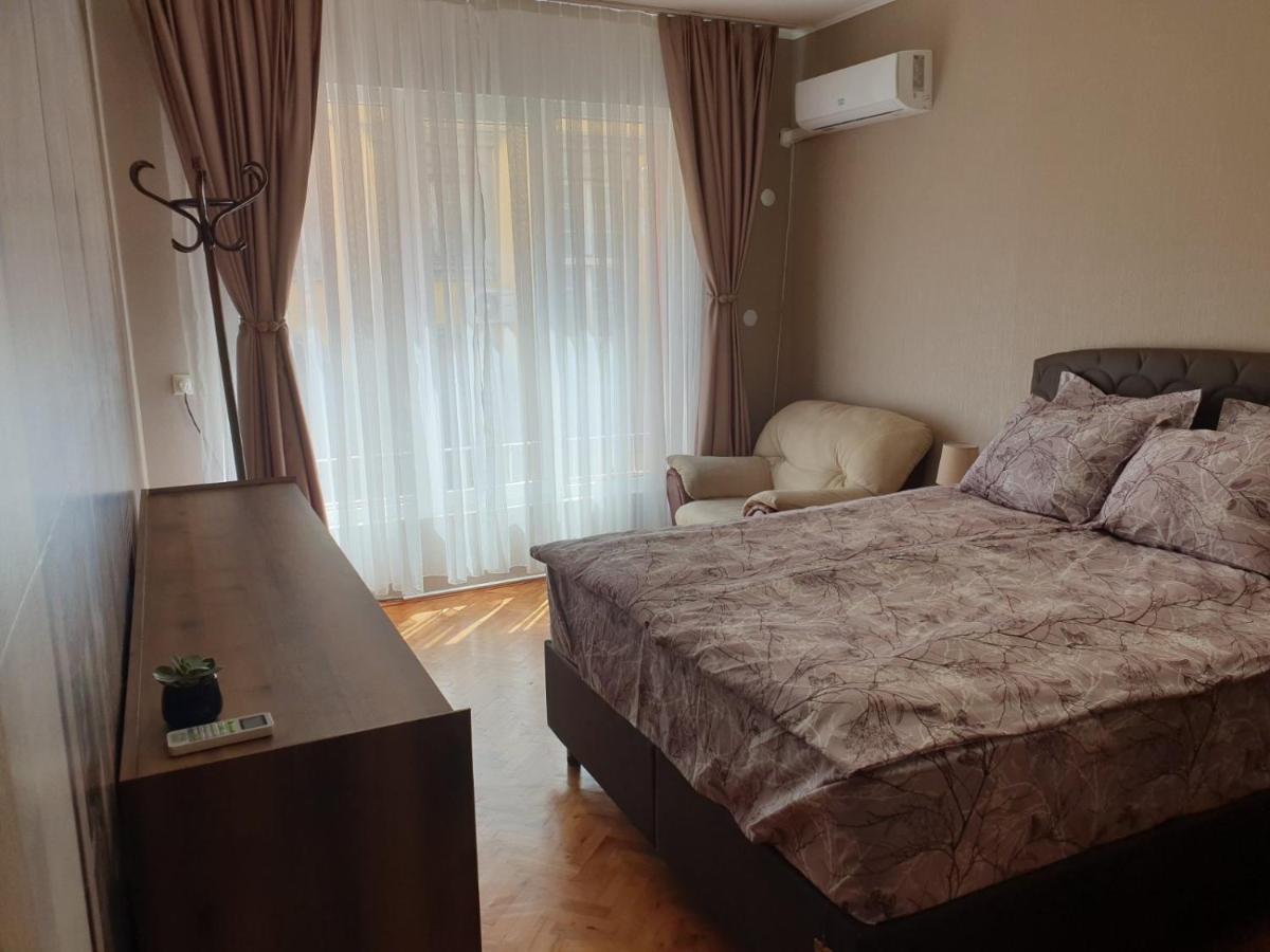 Apartment The Room Burgas Ngoại thất bức ảnh